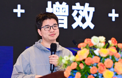 阿丘科技CEO黄耀在VisionCon大会发表精彩演讲，深度解析AI+工业视觉发展与趋势