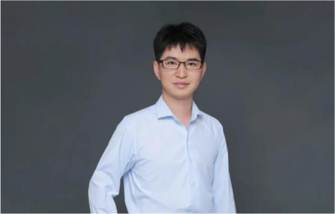 Huang Yao, CEO of Aqrose Technology: Be Brave, Be Practical and Be Quick